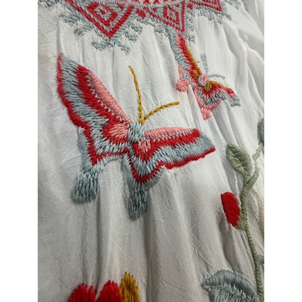 Johnny Was White Floral Embroidered Tunic with Pink and Red Accents - Picture 2 of 16